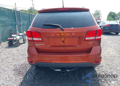2014 Dodge Journey Sxt z USA, uszkodzony, nr VIN 3C4PDDBG4ET122374